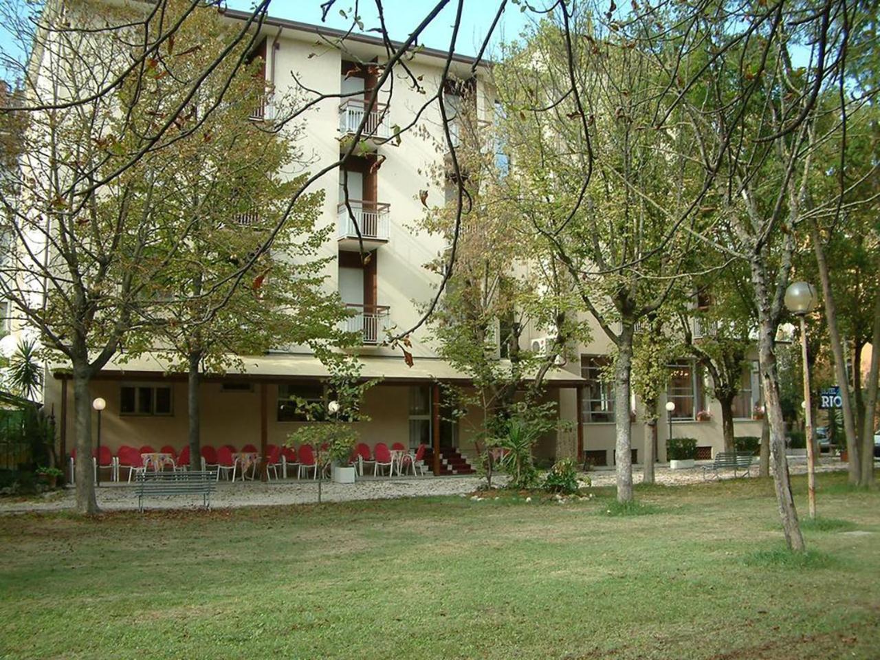 Hotel Rio 切塞纳蒂科 外观 照片